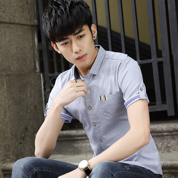 Cămașă elegantă pentru bărbați, cu mâneci scurte și un buzunar în patru culori