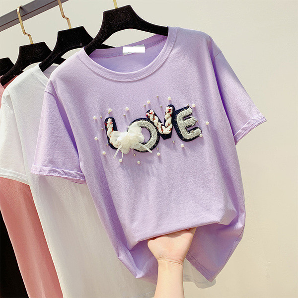 Női póló felirattal és 3D elemmel