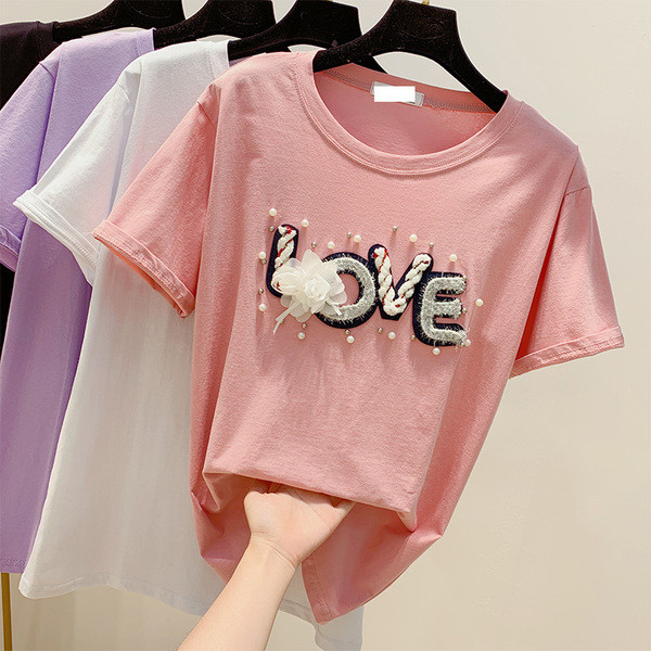 Női póló felirattal és 3D elemmel