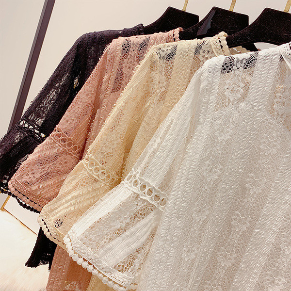 Női csipkeblúz lótusz ujjú több színben