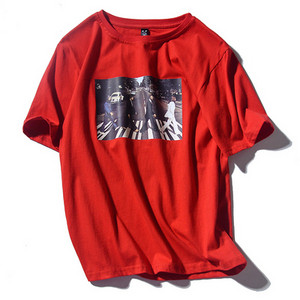 Tricou barbatesc actual in mai multe culori cu maneca scurta si aplicatie