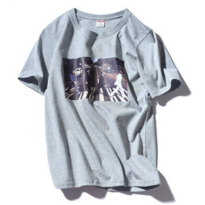 Tricou barbatesc actual in mai multe culori cu maneca scurta si aplicatie