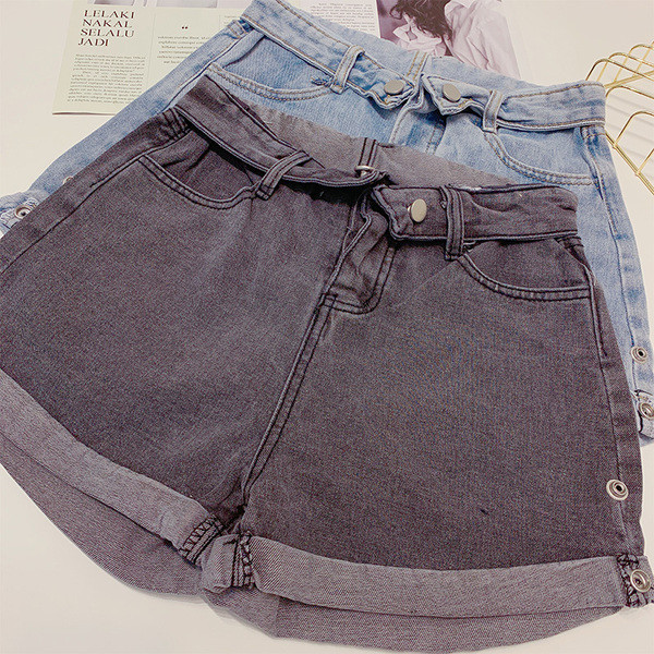 Női rövid farmer fekete és kék színben