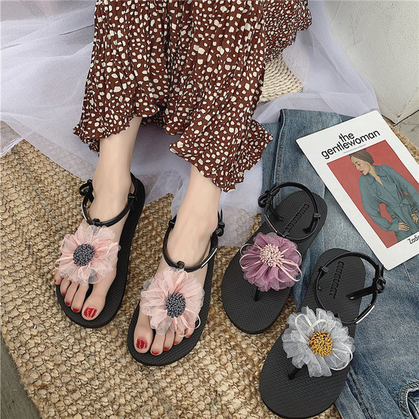 Modern női szandál virággal több színben