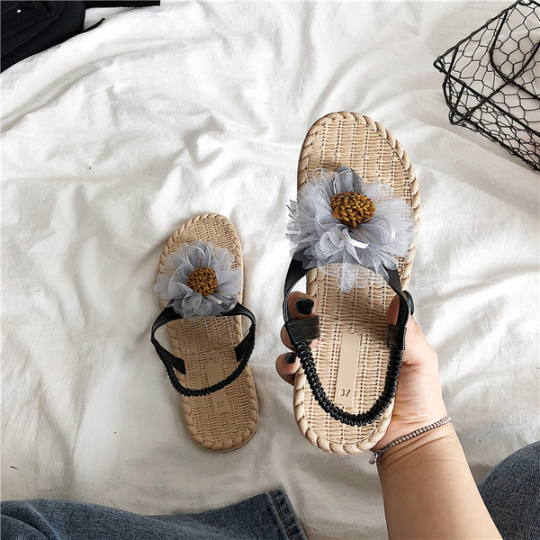 Sandale de dama actuale cu decor 3D in mai multe culori