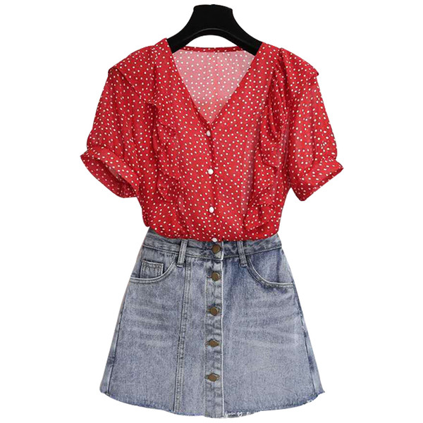 Elegáns női szett elegáns ingből és farmer szoknya-nadrágból