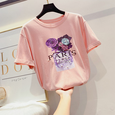 Női alkalmi póló virágokkal és gyöngyökkel