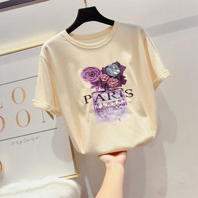 Női alkalmi póló virágokkal és gyöngyökkel