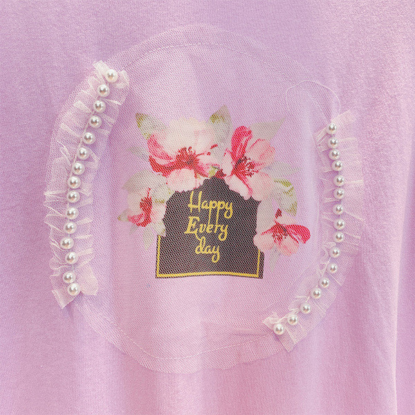 Gyönggyel díszített, alkalmi női póló