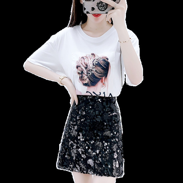 Elegáns női szett kétrészes póló + szoknya flitterekkel
