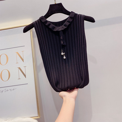 Női felső O-nyakkal, különböző színekben