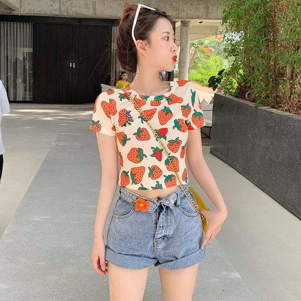 Alkalmi női póló rátéttel