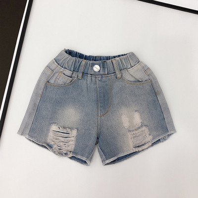 Blugi scurti pentru copii cu motive rupte si nasture pentru fete