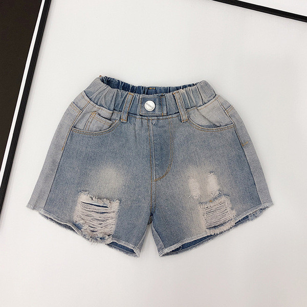 Blugi scurti pentru copii cu motive rupte si nasture pentru fete