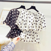 Modern női pöttyös blúz fehér és fekete színben