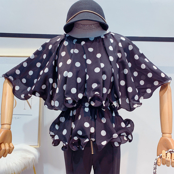 Modern női pöttyös blúz fehér és fekete színben