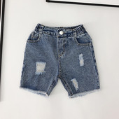 Gyerek rövid farmernadrág szakadt motívumokkal és gombbal fiúknak