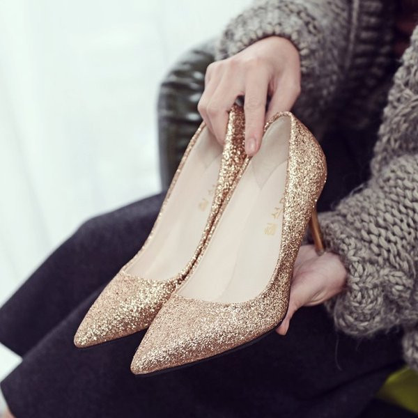 Pantofi eleganti de dama cu toc subtire si efect stralucitor in mai multe culori