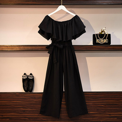 Stílusos női overál csupasz vállfeketével