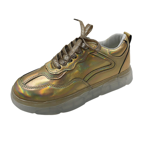 Alkalmi női tornacipők új modellje arany és ezüst színben