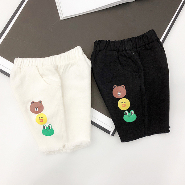 Gyermek rövidnadrág fiúknak két színben, rátéttel