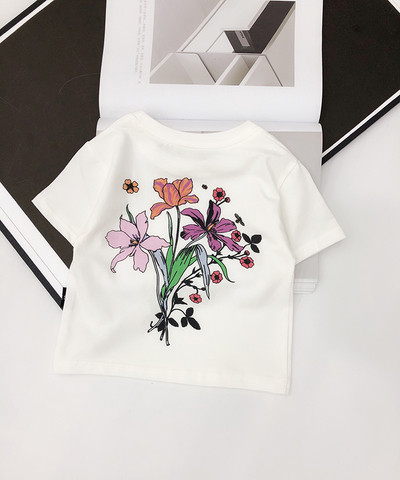 Детска тениска за момичета в бял и жълт цвят с апликация