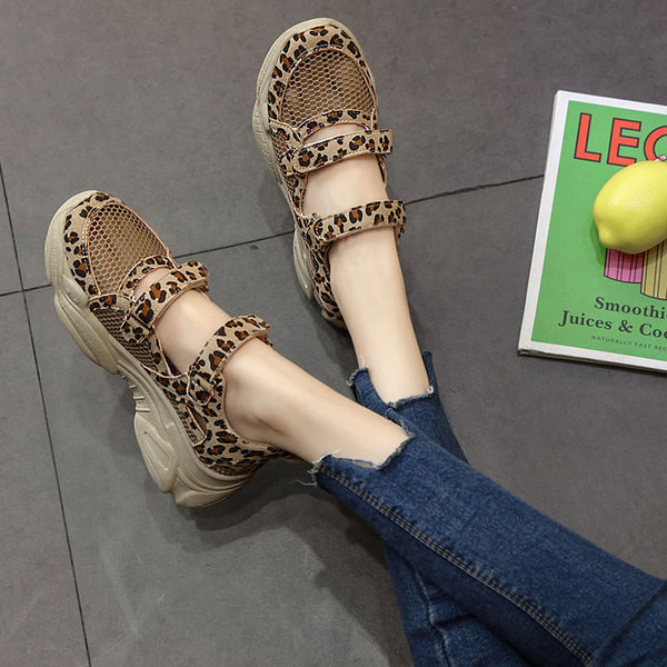 Sandale casual dama cu talpa groasa si animal print