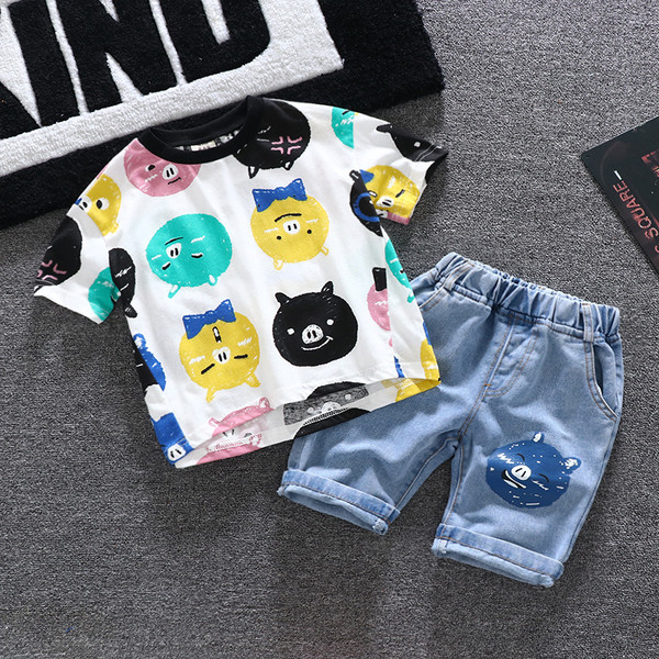 Gyerekkészlet fiúknak két részből - farmerből és pólóból