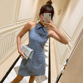 Női alkalmi ruha fekete és kék zsebekkel