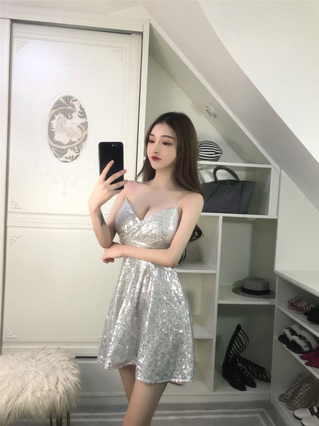 Rochie de dama moderna stralucitoare cu bretele subtiri in negru si argintiu