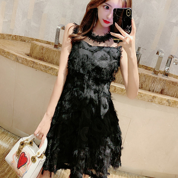 Model elegant de rochie de dama in roz si negru