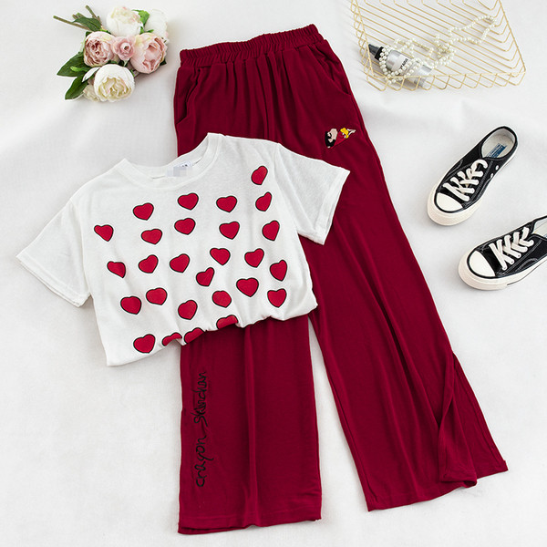 Stílusos női szett fekete és piros színben