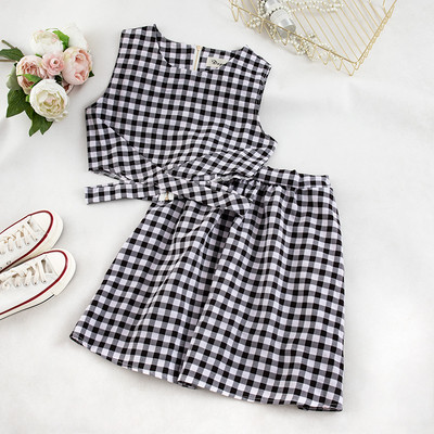 Κομψό γυναικείο σετ δύο τεμαχίων σε διάφορα χρώματα