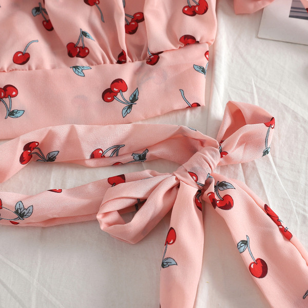 Modern női felső több színben elemes nyakkendővel