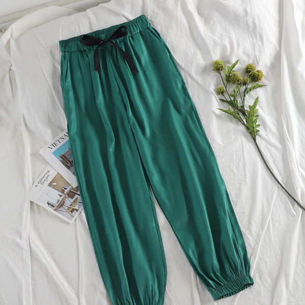 Pantaloni moderni de dama cu panglica