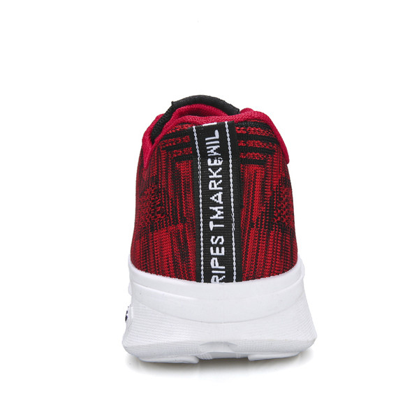 Férfi sportcipő vastag talppal, két színben