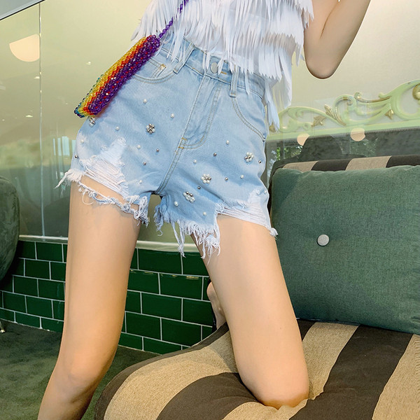 Modern, magas derekú farmer rövidnadrág és gyöngyház fekete és kék színben