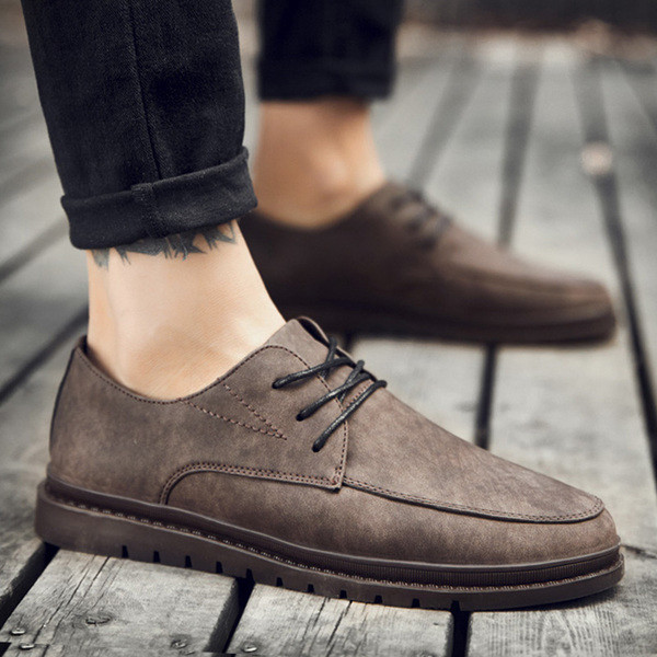 Modern férfi cipő három színben