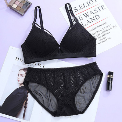 Napi fehérnemű két részből, különböző színekben