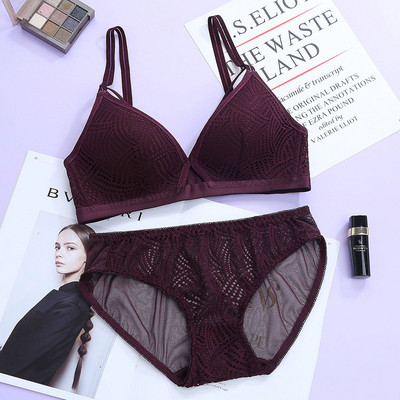 Napi fehérnemű két részből, különböző színekben