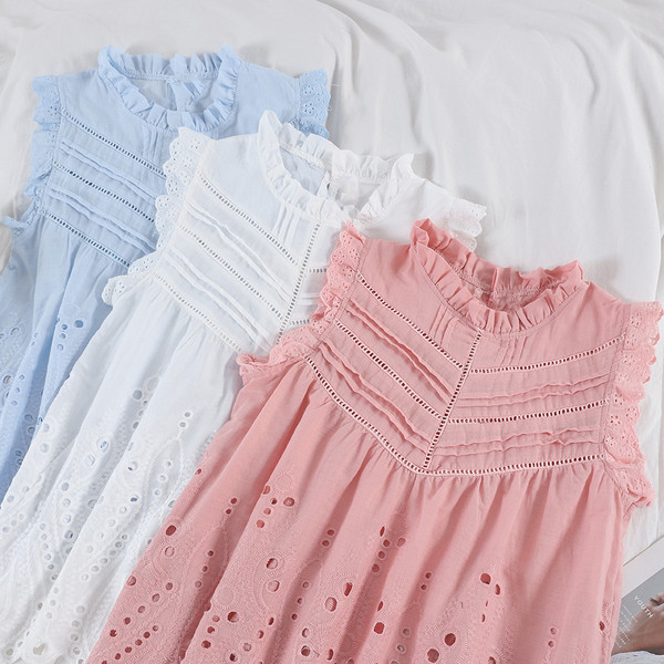 Maiou de damă de zi cu decolteu în trei culori