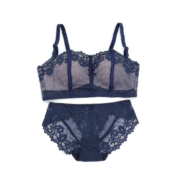 Kétrészes női fehérnemű szett különböző színekben csipkével