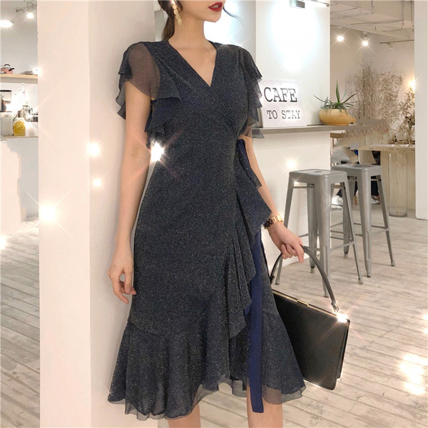 Stílusos női ruha csipke aszimmetrikus mintával három színben