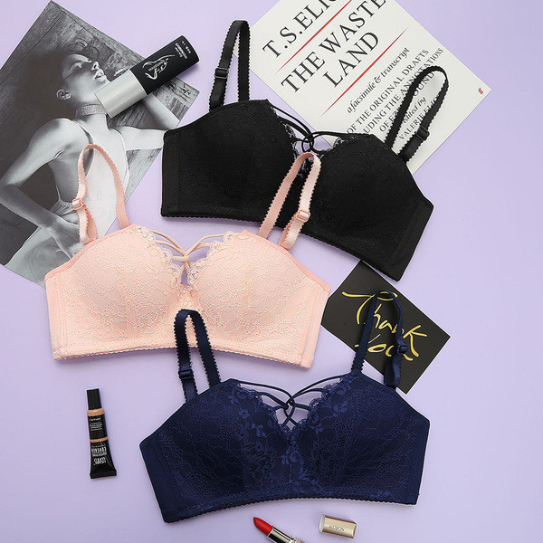 Stílusos női kétrészes szett csipkével és nyakkendővel több színben