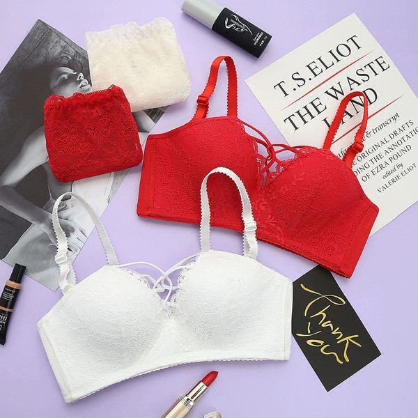 Stílusos női kétrészes szett csipkével és nyakkendővel több színben