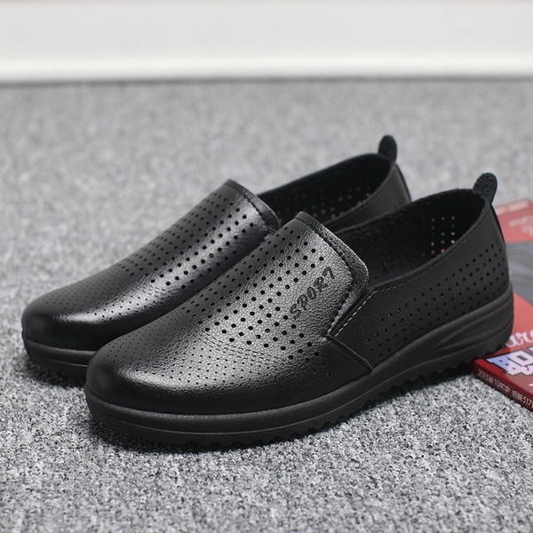 Modern férfi lélegző mokaszinok két színben