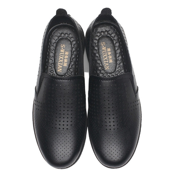 Modern férfi lélegző mokaszinok két színben