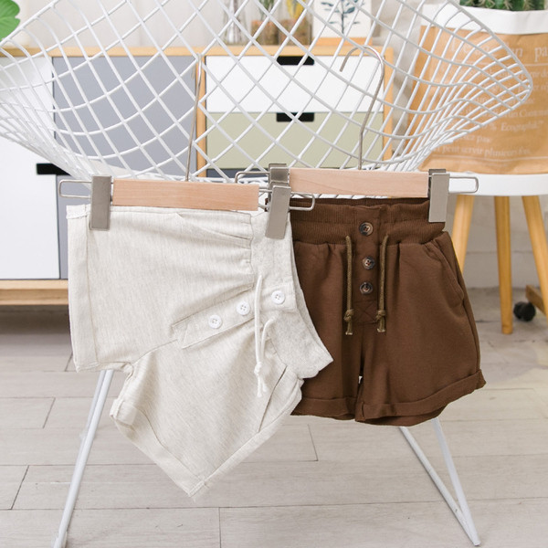 Gyermek rövidnadrág fehér és barna színben fiúknak