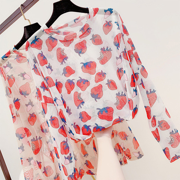 Női blúz rátéttel, két színben