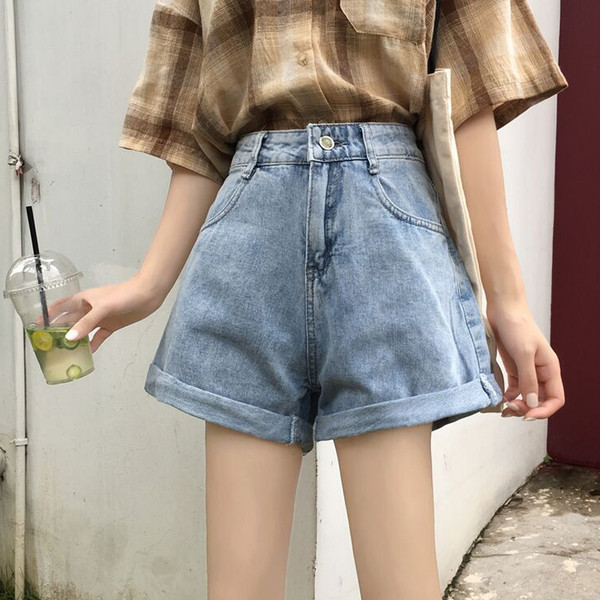 Alkalmi női farmer magas derékkal, világos színben